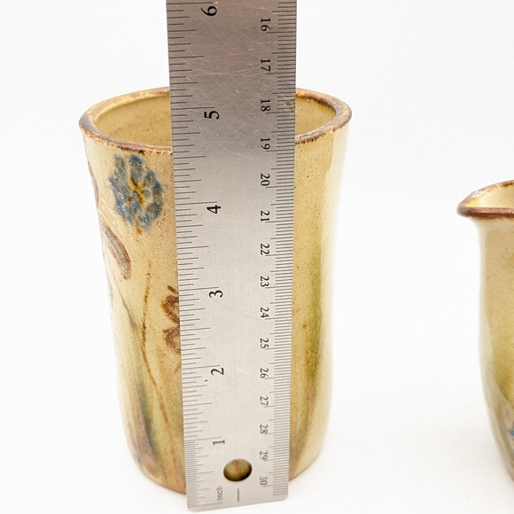 Janet Resnick Pottery Pitcher and Cup in the Wildflower pattern - Picture 9 of 13